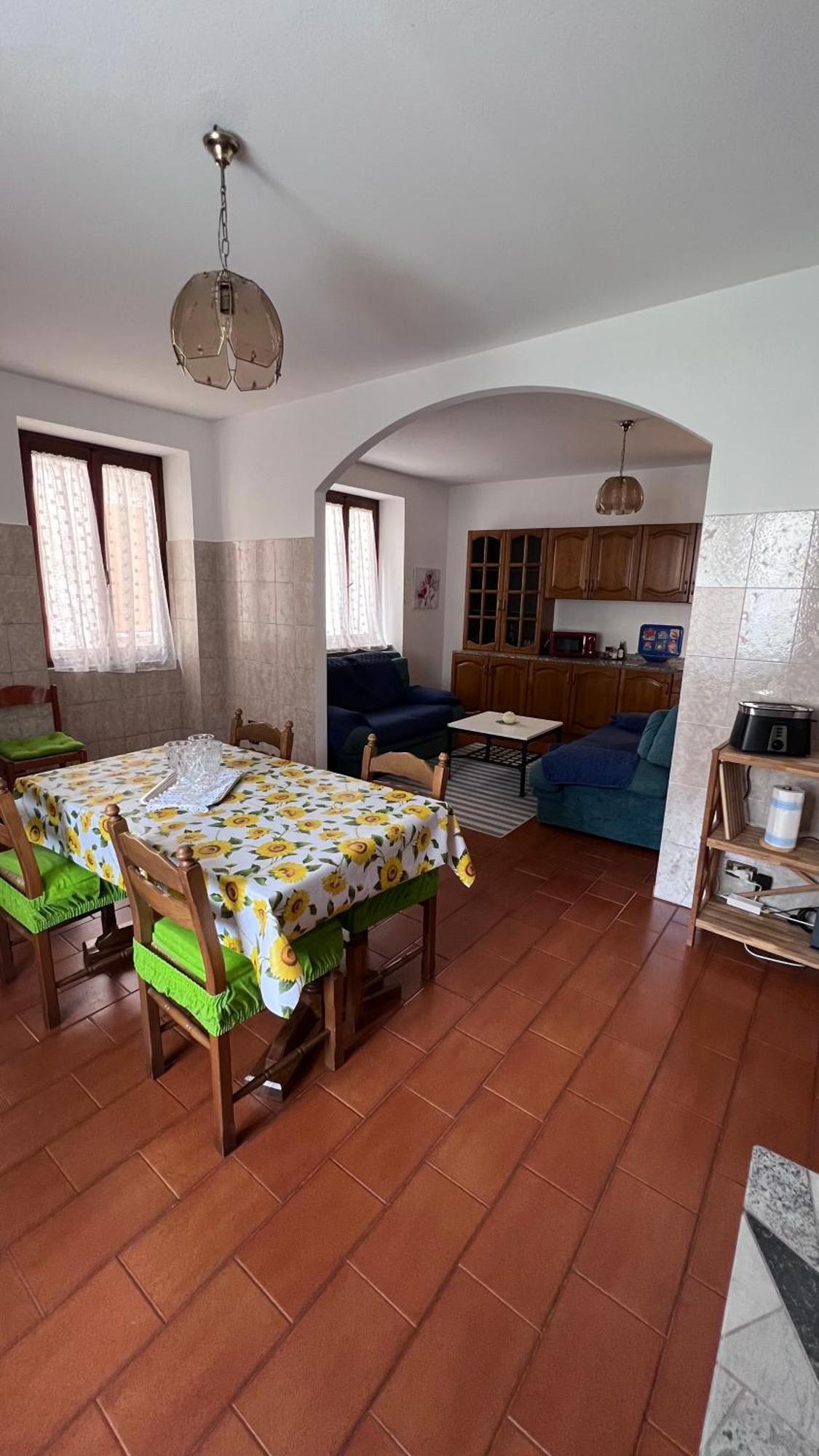 Casa Caterina 2 Storey House, With A Mountain View ตอสโกลาโน มาแดร์โน ภายนอก รูปภาพ